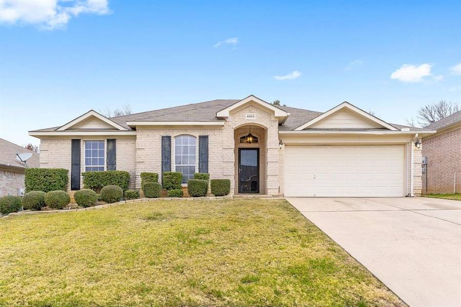 4903 Saddlehorn Drive, Arlington, TX 76017