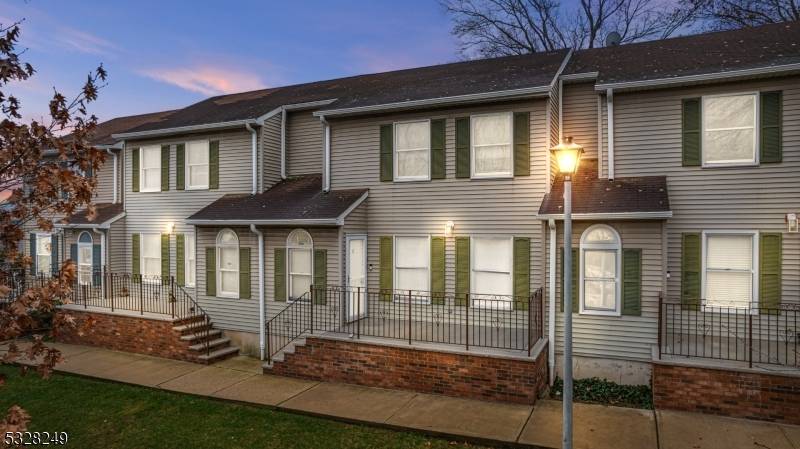 664 Irvington Ave #3, Maplewood Twp., NJ 07040