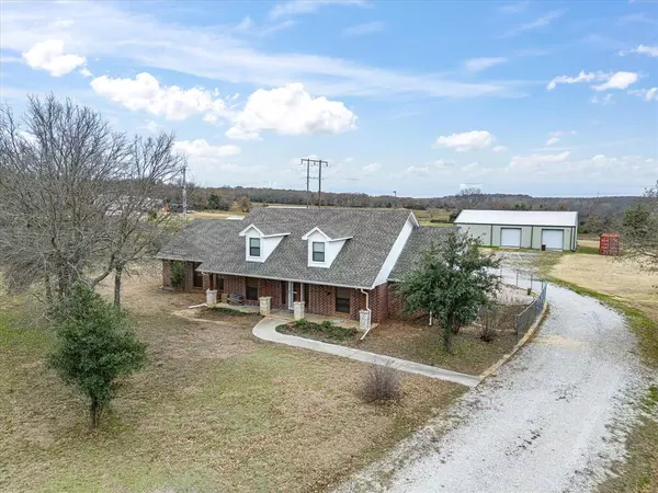 337 County Road 1591, Alvord, TX 76225