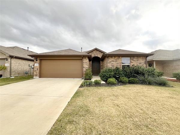 1125 Loomis Trail, Justin, TX 76247