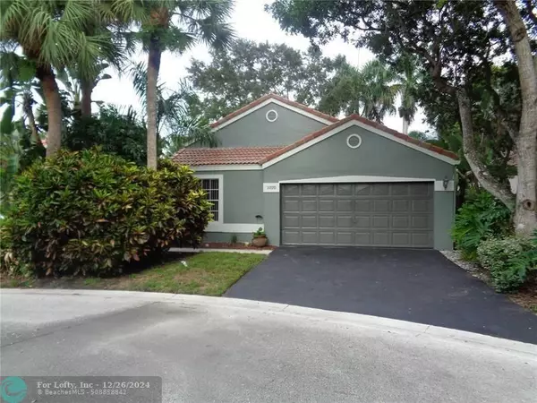 1020 NW 108th Ave, Plantation, FL 33322