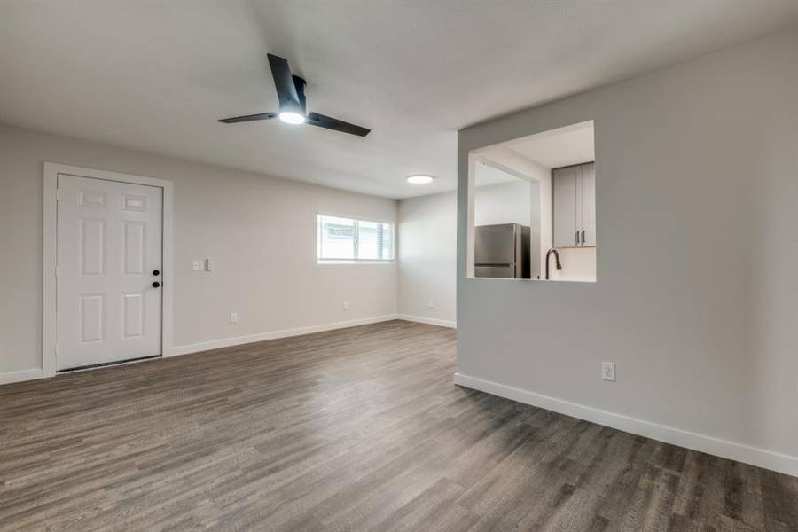 5909 Gaston Avenue #207, Dallas, TX 75214