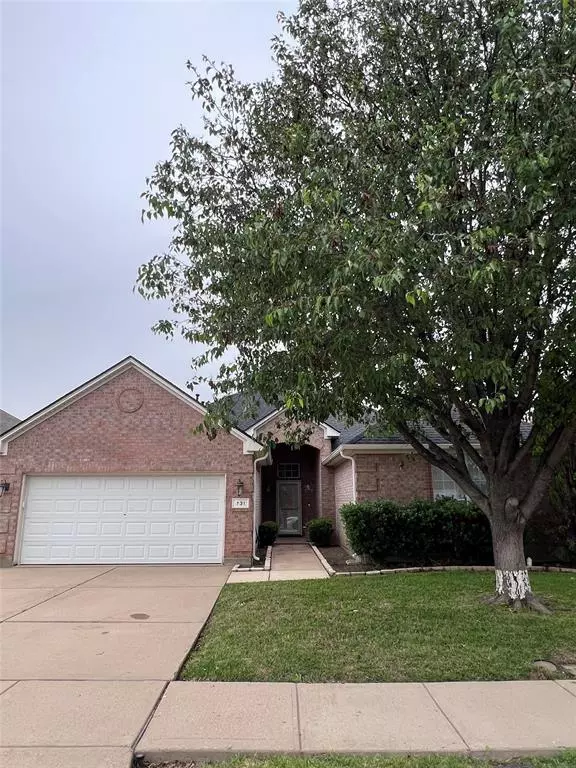 Arlington, TX 76002,731 Crownpoint Court