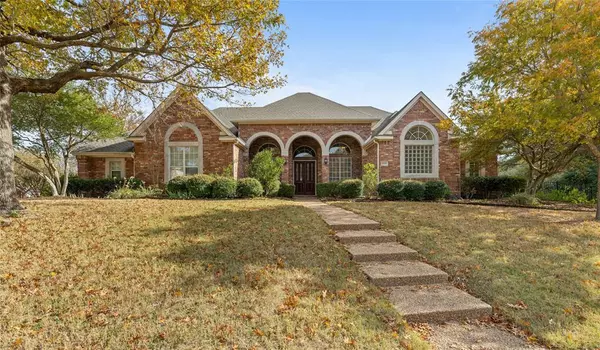 2051 Woodbridge Drive, Mckinney, TX 75072