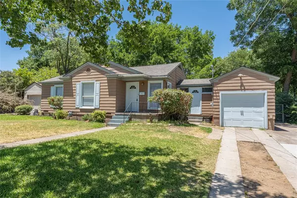 713 Hillcrest Street, Denton, TX 76201