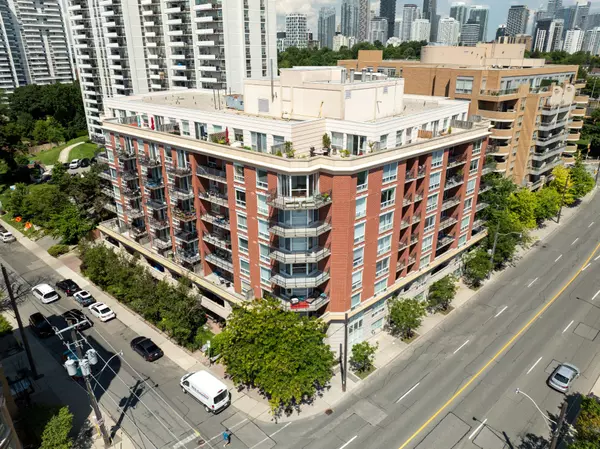 300 Balliol ST #611, Toronto C10, ON M4S 3G6