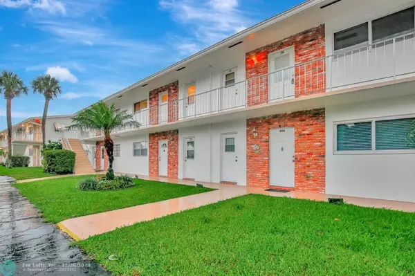 2650 W Golf Blvd  #255, Pompano Beach, FL 33064