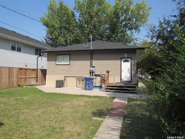 Saskatoon, SK S7M 1A1,1811 20th STREET W