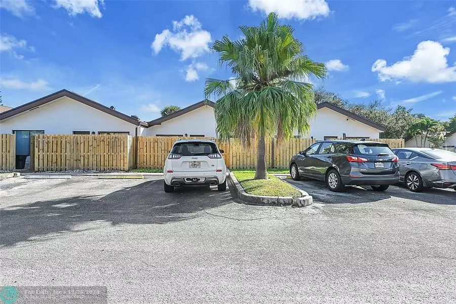 1732 NW 72nd Ave  #88, Plantation, FL 33313