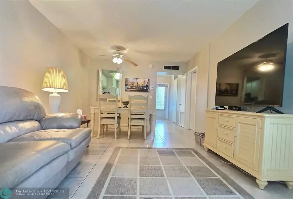 Hallandale Beach, FL 33009,1333 E Hallandale Beach Blvd  #313