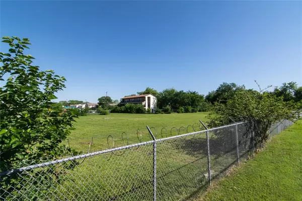 310 S Carroll Avenue, Dallas, TX 75223