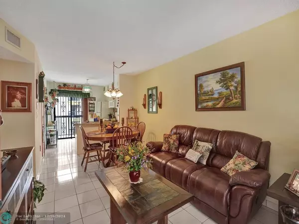 Hialeah, FL 33016,5350 W 21st Ct  #205