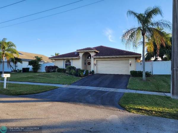 Dania Beach, FL 33004,426 SE 3rd Pl