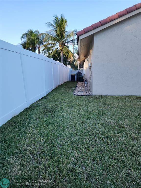 Dania Beach, FL 33004,426 SE 3rd Pl