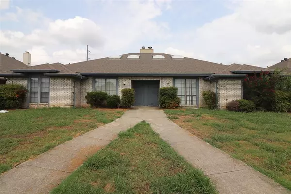 13228 Fall Manor Drive, Dallas, TX 75243