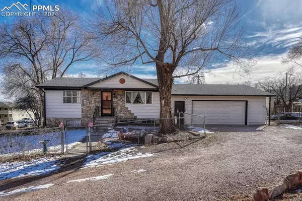 1023 S 26th ST, Colorado Springs, CO 80904