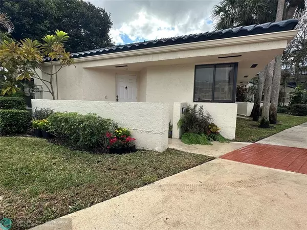 8076 NW 15th Mnr  #8076, Plantation, FL 33322