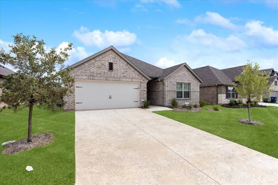 13073 Yellowstone Way, Providence Village, TX 76227