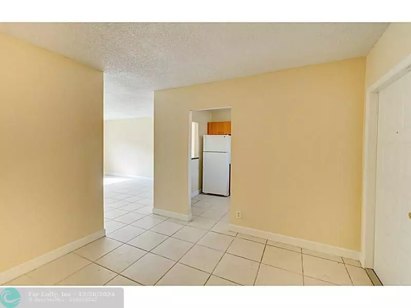 4857 NW 9th Dr  #4857, Plantation, FL 33317