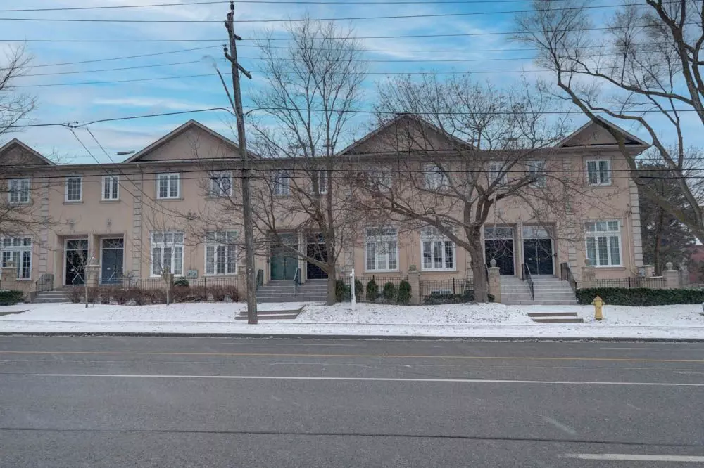 Toronto C14, ON M2M 3R9,3348 Bayview AVE #P