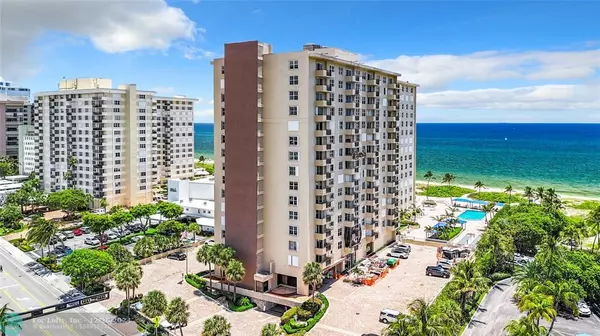 Lauderdale By The Sea, FL 33062,2000 S Ocean Blvd  #3L