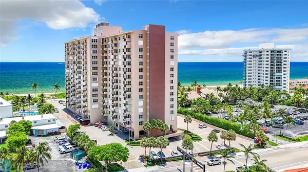 Lauderdale By The Sea, FL 33062,2000 S Ocean Blvd  #3L