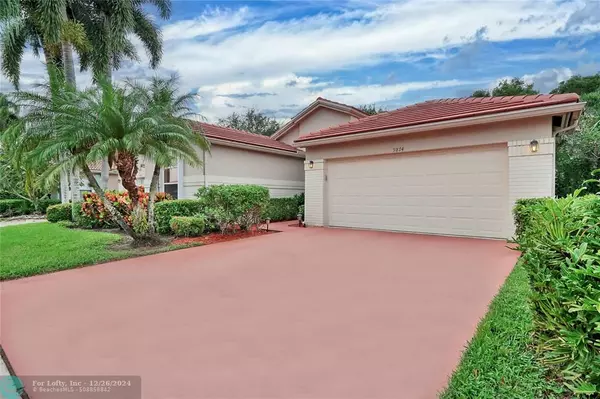 Boynton Beach, FL 33437,9874 Harbour Lake Cir