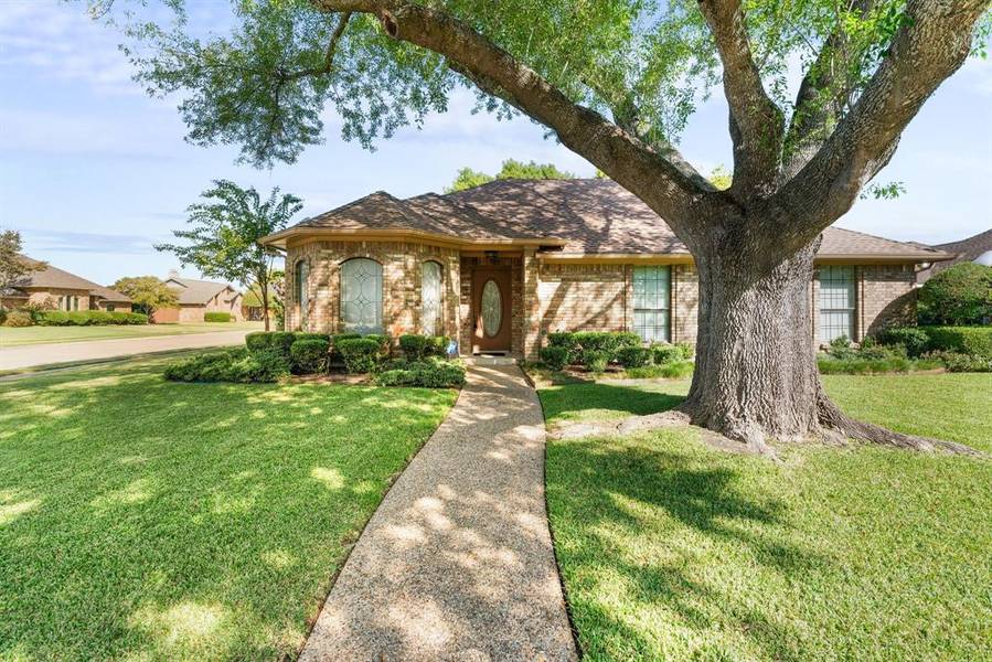 1101 Mistywood Lane, Allen, TX 75002