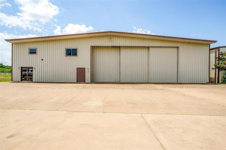 11699 Airway Boulevard, Roanoke, TX 76262