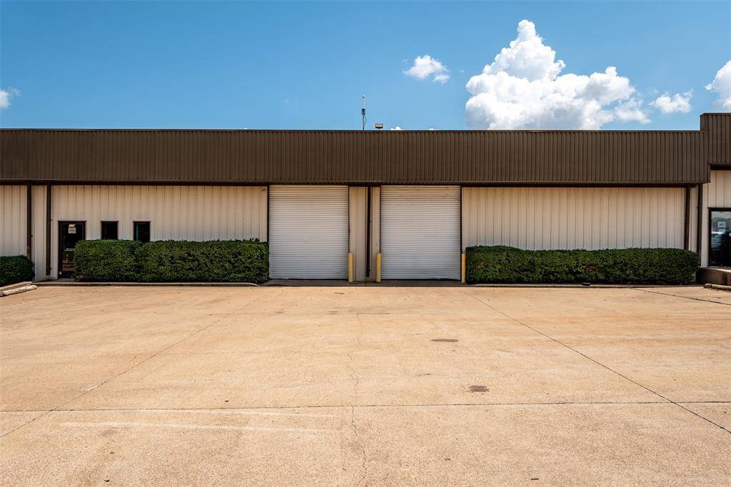 Waxahachie, TX 75165,108 Industrial Drive