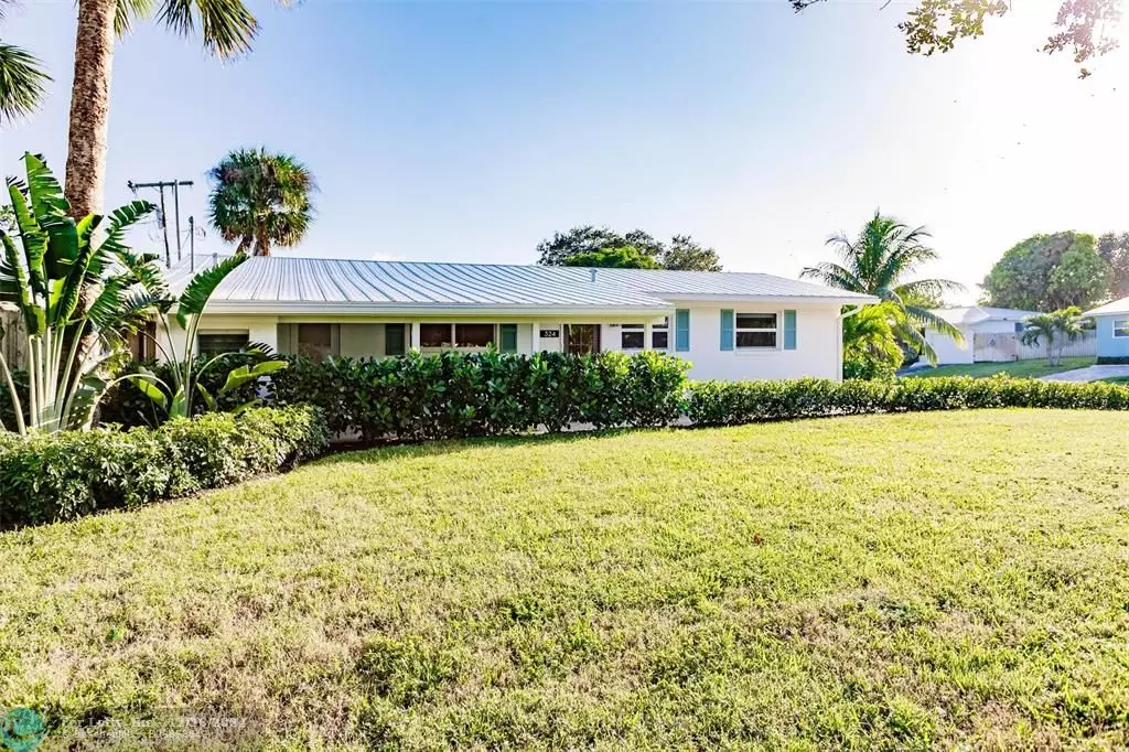 Tequesta, FL 33469,324 Tequesta Dr