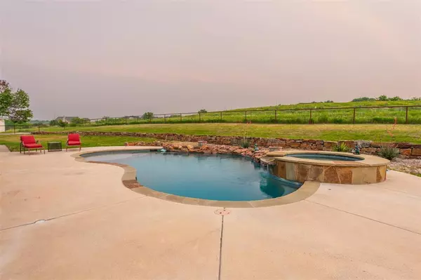 Aledo, TX 76008,208 Jakes Trail