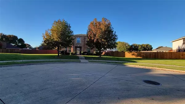 Desoto, TX 75115,605 Skyflower Court