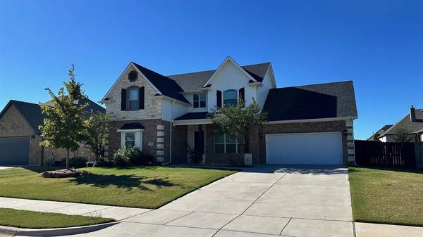 906 Bent Wood Lane, Cleburne, TX 76033