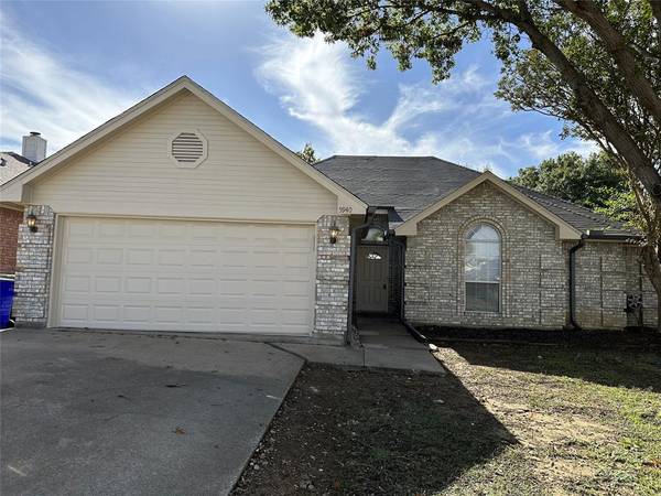 5940 Hilltop Drive, Watauga, TX 76148