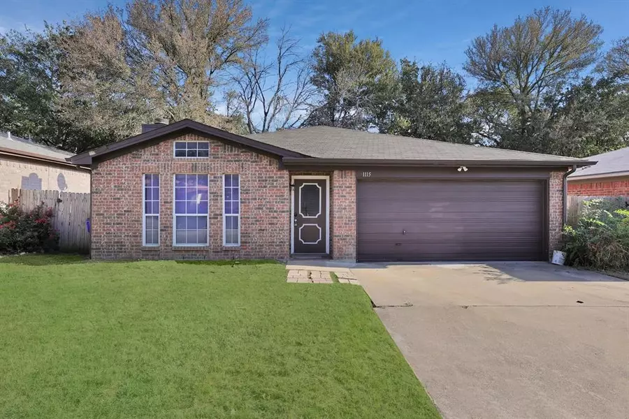 1115 Stone Creek Drive, Mansfield, TX 76063