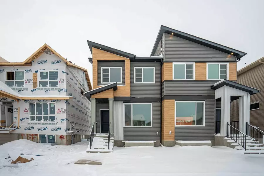 455 Tekarra DR Northwest, Calgary, AB T3R 2G3