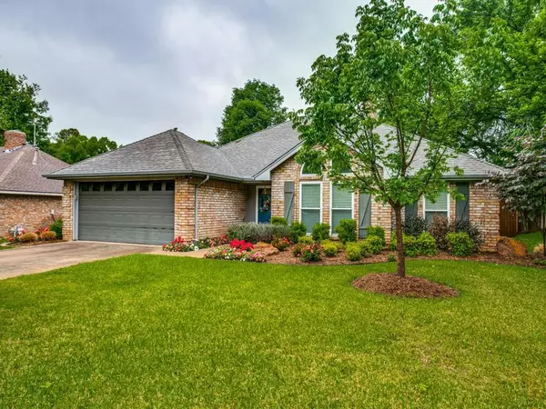 Grapevine, TX 76051,605 Oak Lane