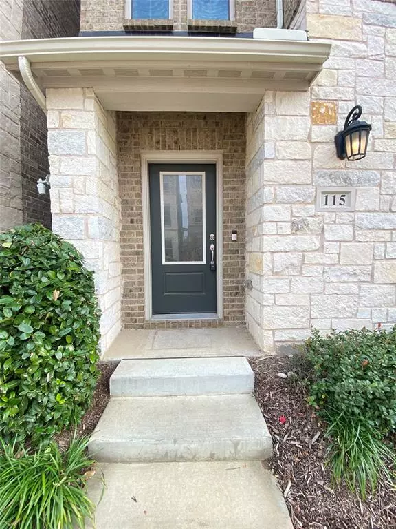 Euless, TX 76040,115 Peach Orchard Lane