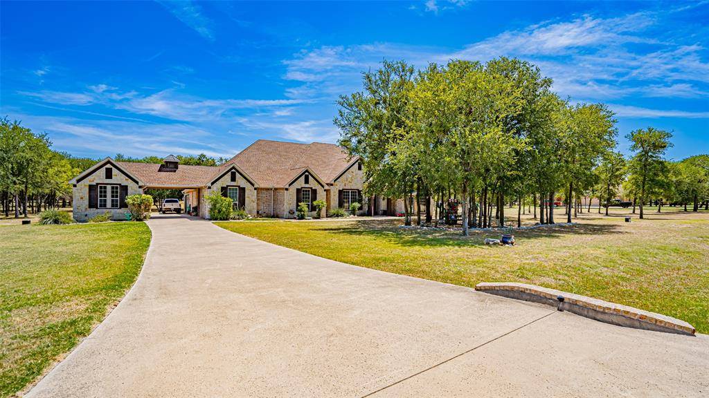 Lipan, TX 76462,345 Sugartree Circle