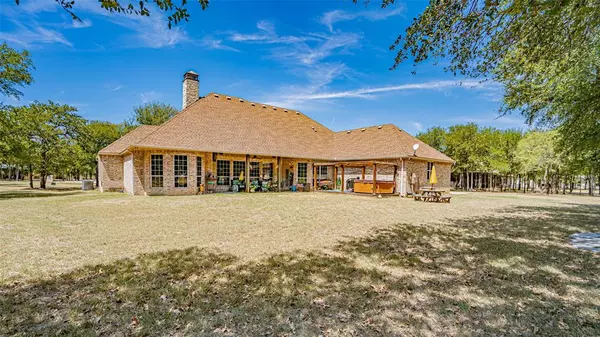 Lipan, TX 76462,345 Sugartree Circle