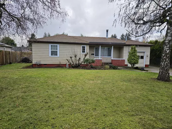 1300 TOMLIN AVE, Woodburn, OR 97071