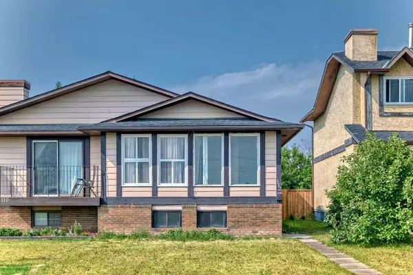 Calgary, AB T3J 1E3,112 Falwood CRES NE