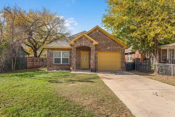 1321 Betty Lane, Haltom City, TX 76117