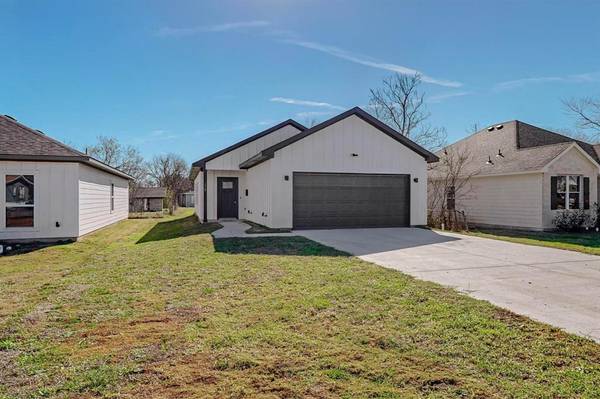 Corsicana, TX 75110,1307 E 11th Avenue