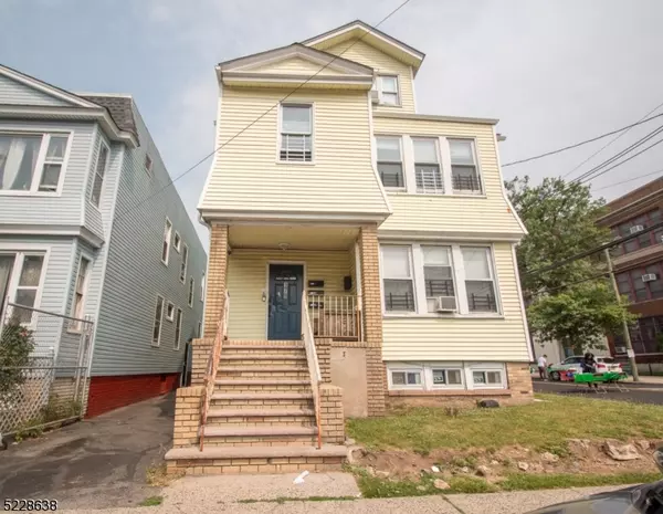 179 Leslie St, Newark City, NJ 07112