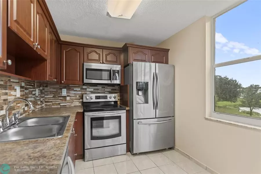 9420 Tangerine Pl  #304, Davie, FL 33324