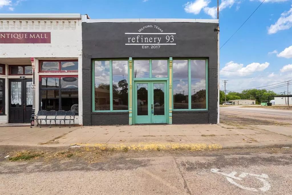 Milford, TX 76670,100 S Main Street