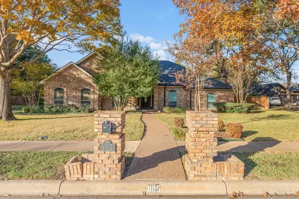 805 Tall Oak Lane, Keller, TX 76248