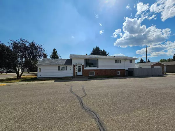 437 Main ST, Milk River, AB T0K1M0